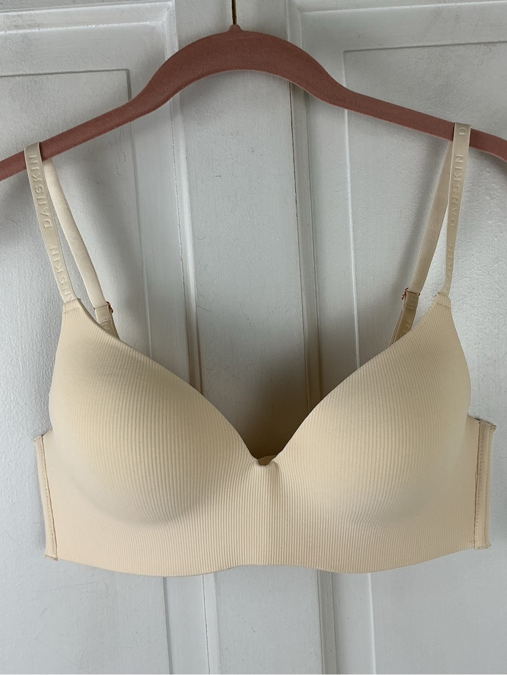 Danskin Wirefree Bra 34C Padded Cream New NWOT